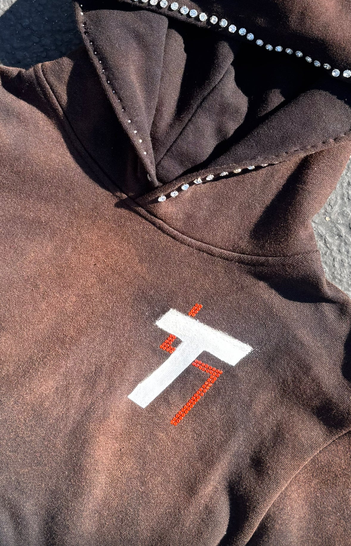 THREADED ACID WASHED EMBELLISHED HOODIE